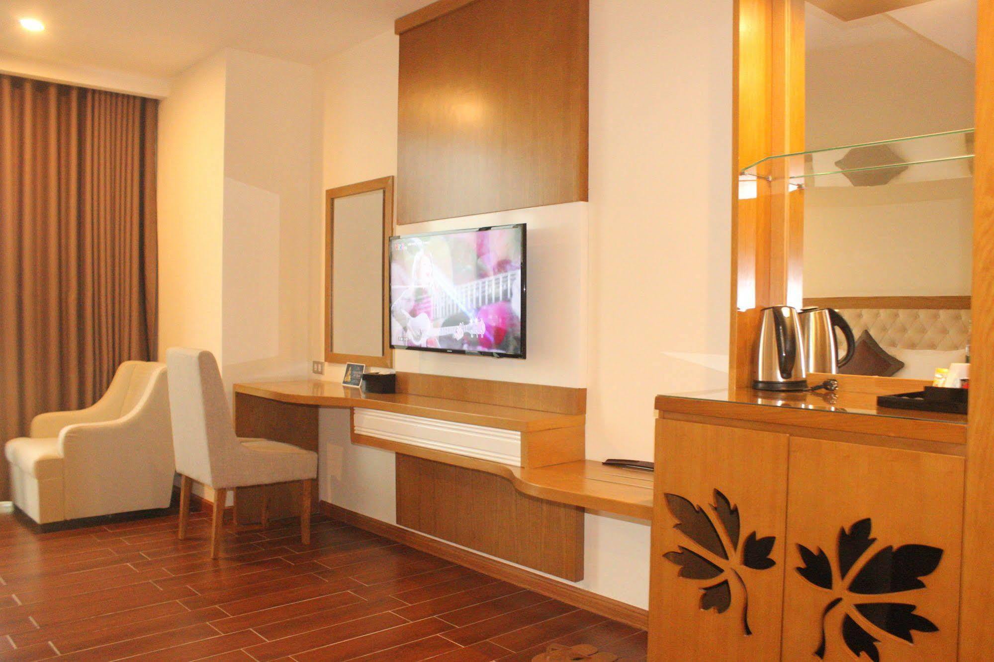Muong Thanh Cua Dong Hotel Вінь Екстер'єр фото