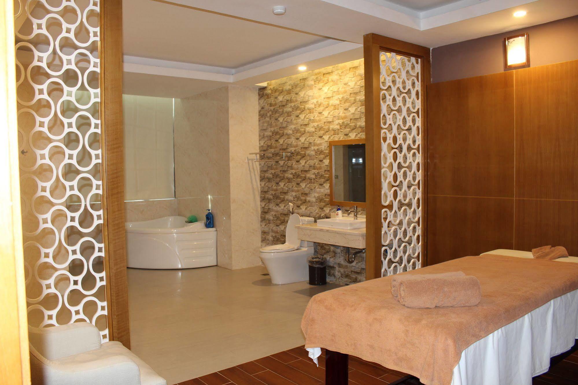 Muong Thanh Cua Dong Hotel Вінь Екстер'єр фото