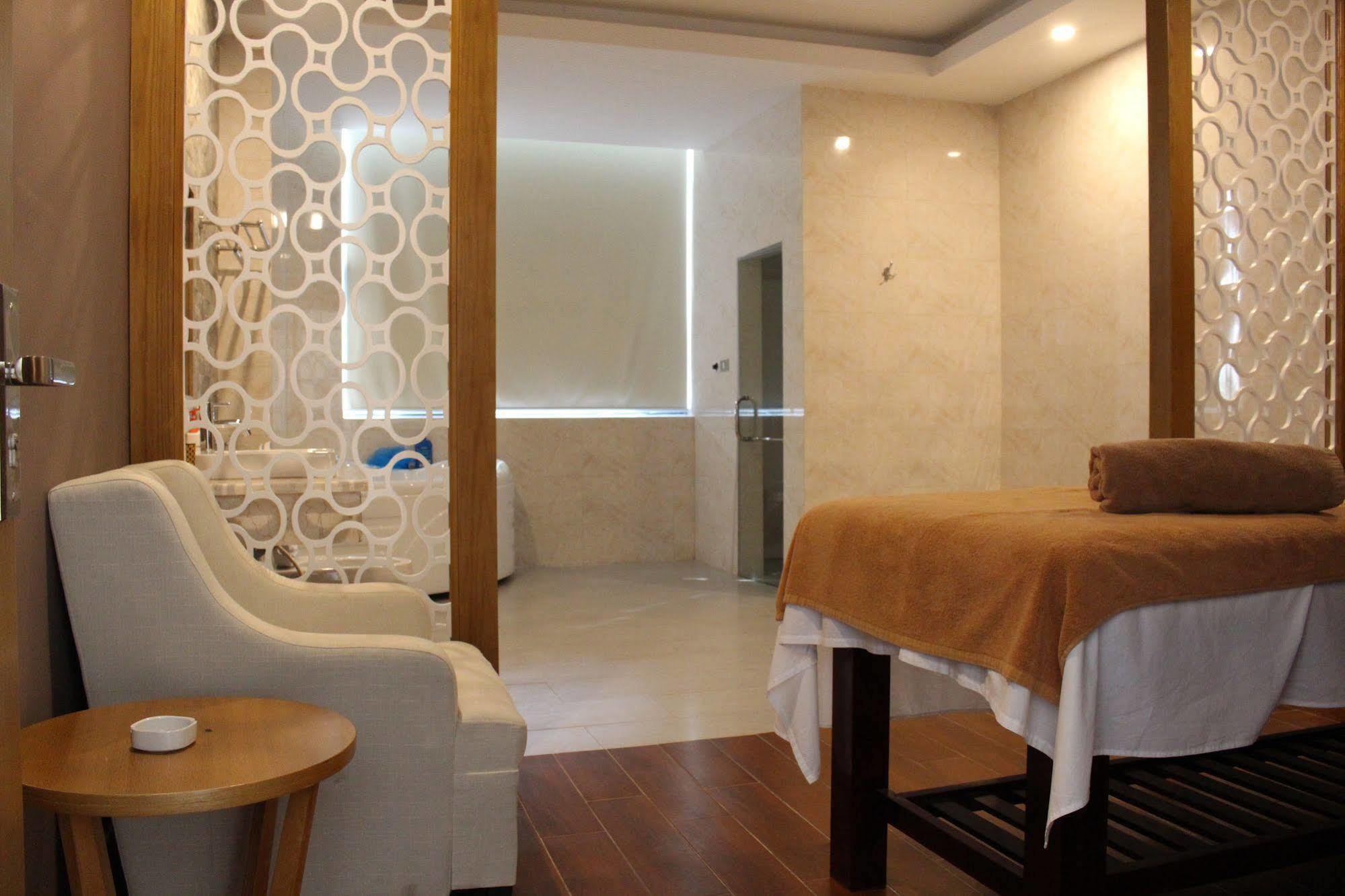Muong Thanh Cua Dong Hotel Вінь Екстер'єр фото